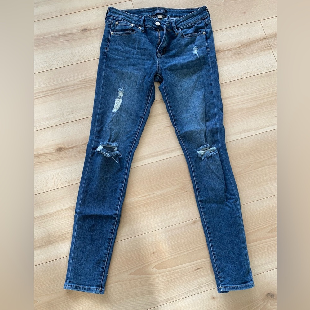 Just USA skinny jeans size 27